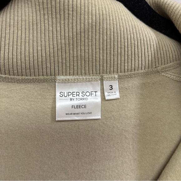 Torrid Super Soft Fleece Sweatshirt - Size 3 - Picture 4 of 4